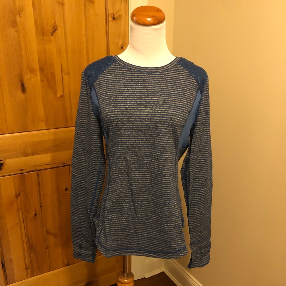 Lululemon blue and grey striped top with details